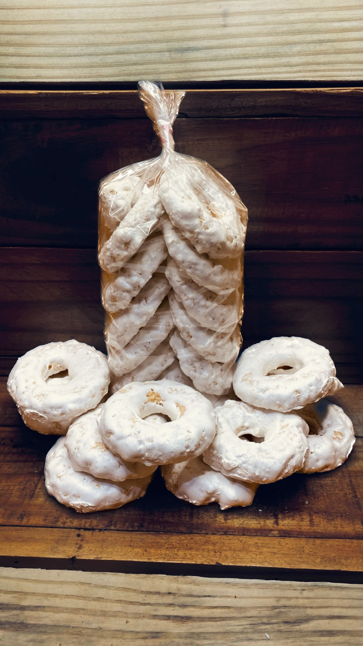 Bolacha Glaceada Coco 300g em Gravataí | Kuase Nada