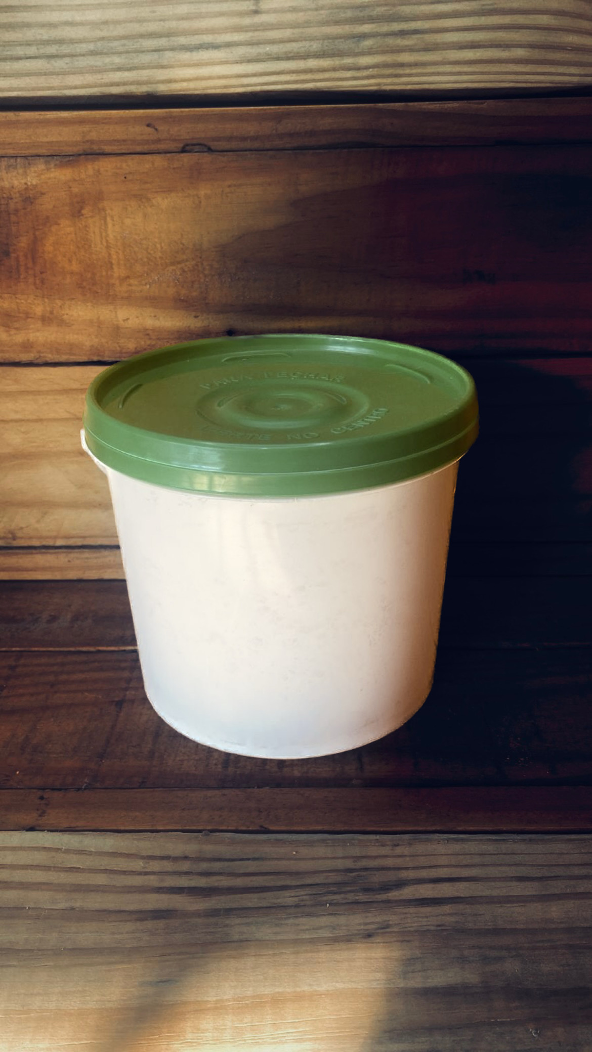 Baldinho de Banha 1,5kg em Gravataí | Kuase Nada