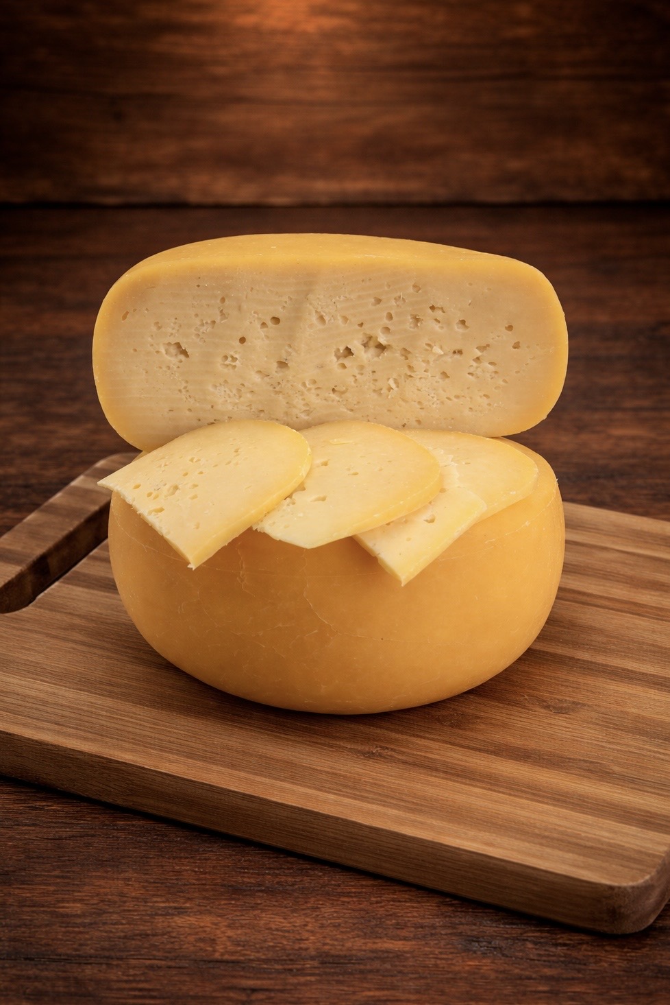 Queijo Colonial Estilo Uruguaio 800g em Gravataí | Kuase Nada